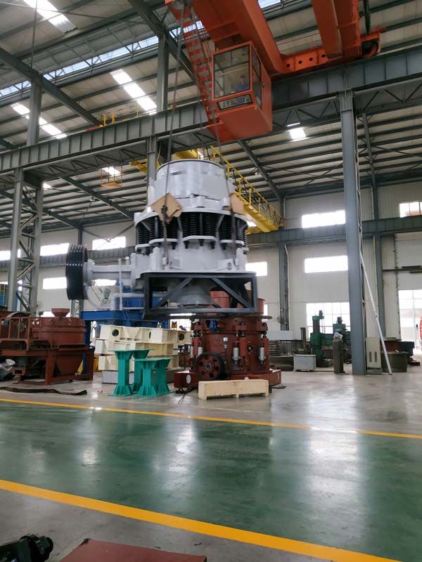 cone crusher for customer in Peru