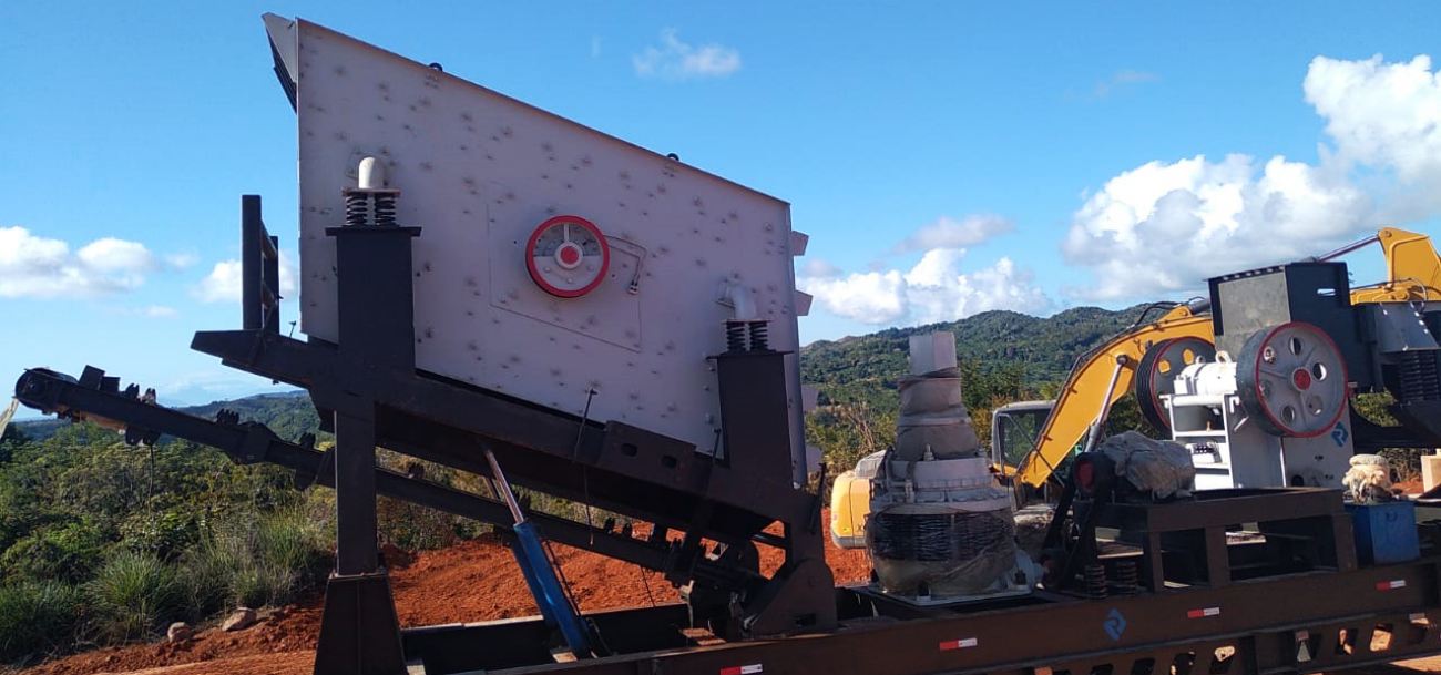 mobile crusher plant for customer in Madagascar