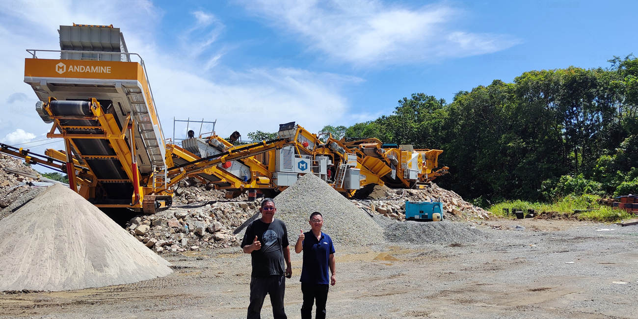 ANDAMINE engineer at crushing site