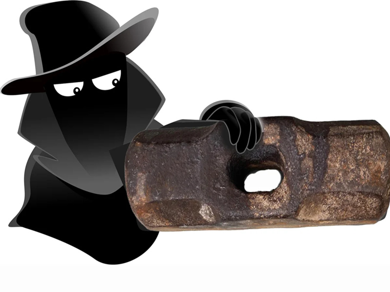 Tramp Metal is bad for crusher machine