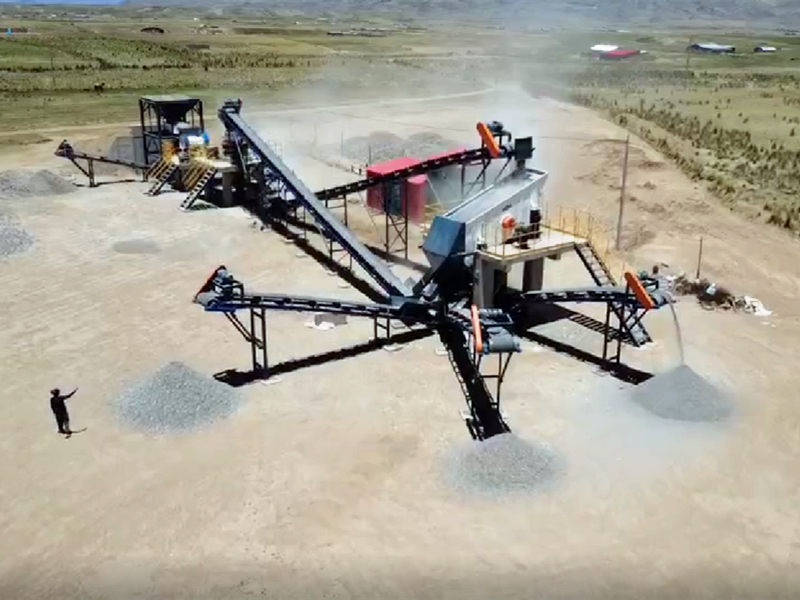 stationary crushing plant during operation in Peruvian highland