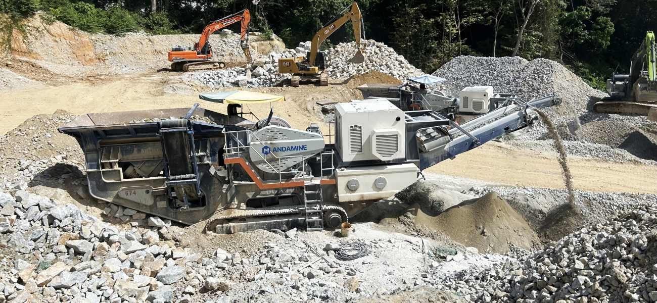 200TPH crawler granite crusher for sale in Malaysia