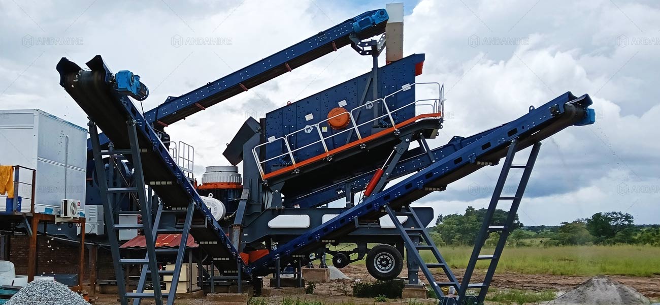 High Hardness Materials Mobile Crushing Plant Working Onsite
