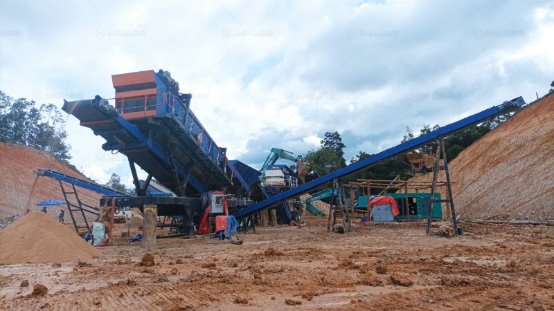 mobile crushers working at site for aggregate production