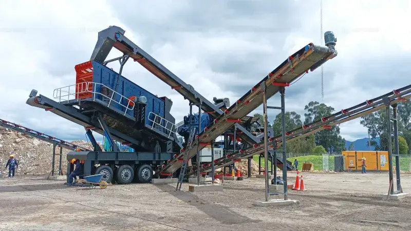 3 in 1 mobile impact crusher for concrete waste crushing in Colombia